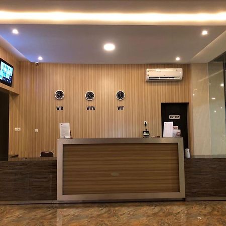 Kirei Hotel Bantaeng Bagian luar foto