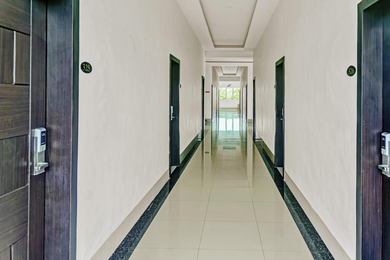 Kirei Hotel Bantaeng Bagian luar foto