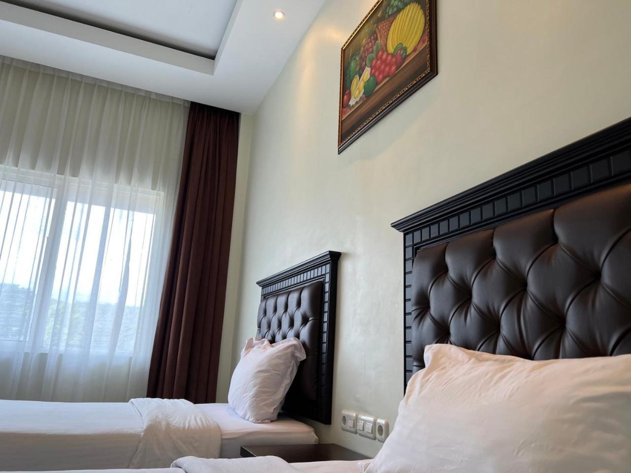 Kirei Hotel Bantaeng Bagian luar foto