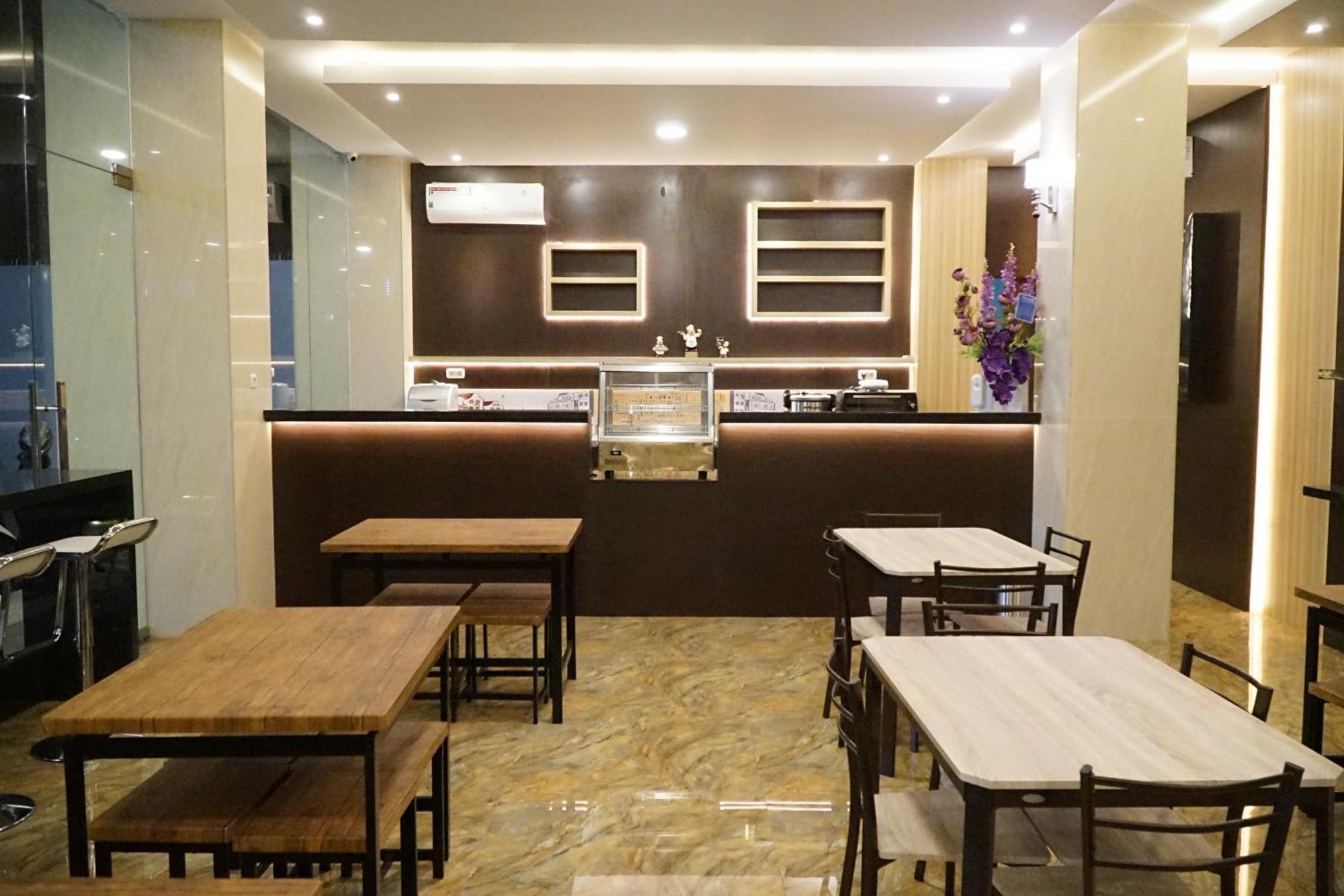 Kirei Hotel Bantaeng Bagian luar foto